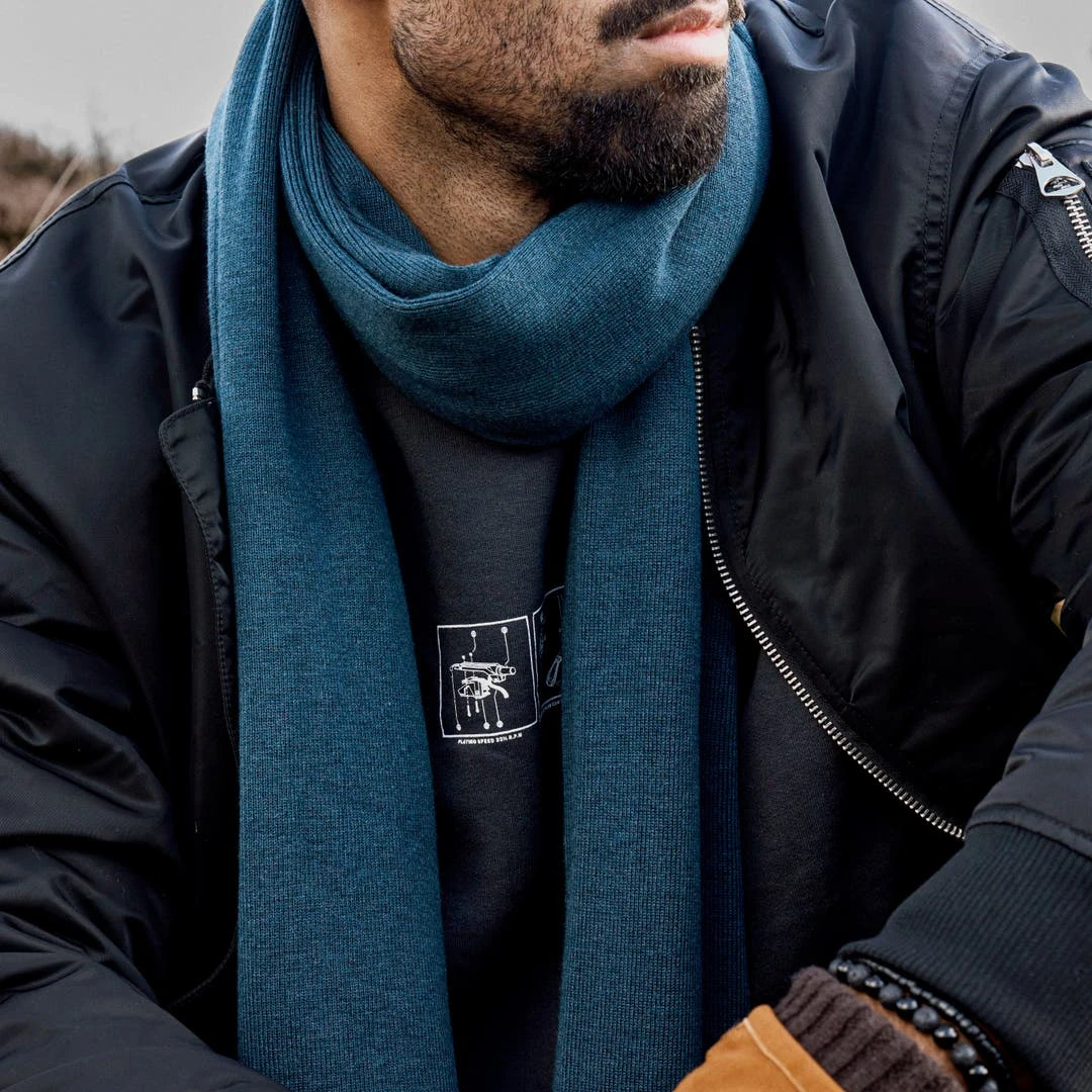 Seizmont Hiems | Écharpe Bleu Foncé En Laine Mélangée – Image 2